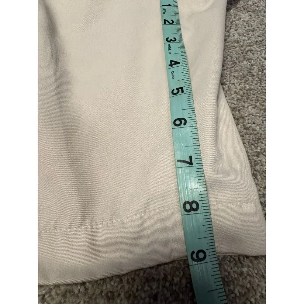 Van Heusen dress shorts Shorts size 36